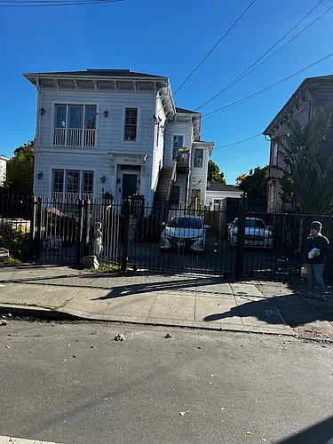 1110 Peralta St Photo 1