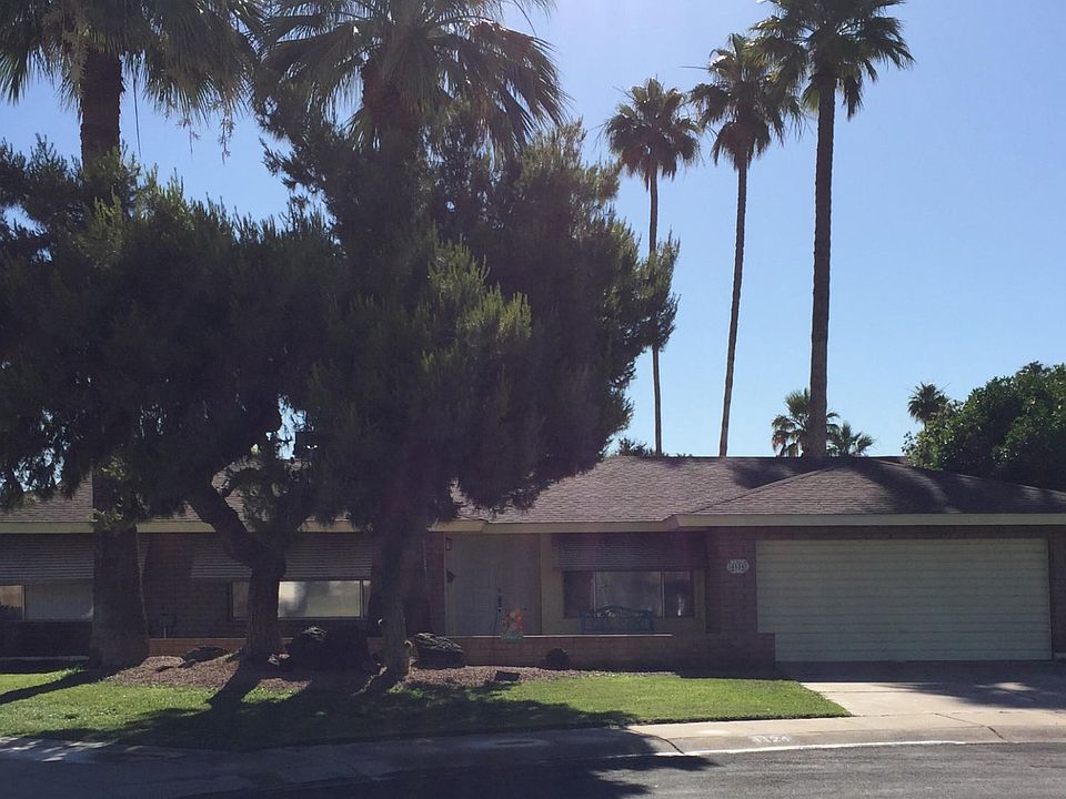 Cul-de-sac Front Yard