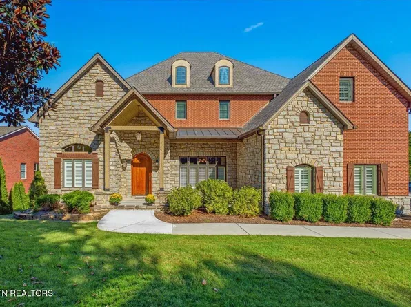725 Riverchase Rd, Lenoir City, TN 37772