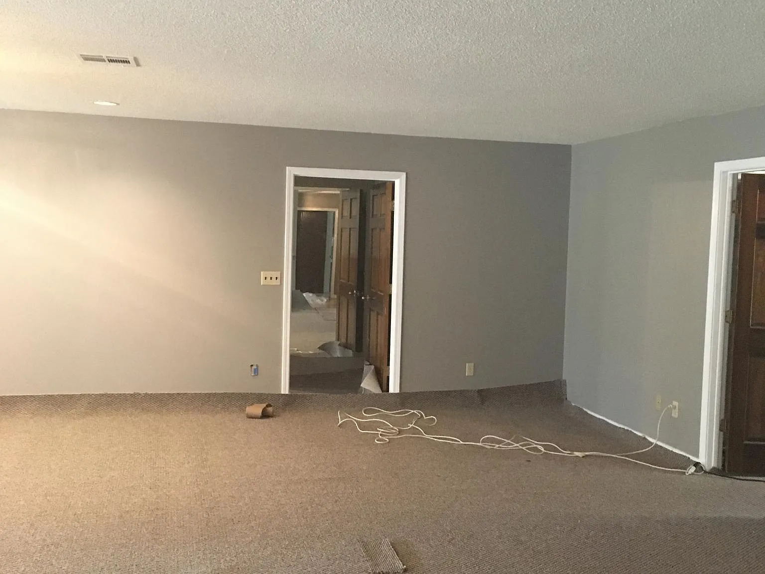 5 bed, 4356 sqft, $3,495 — Photo 1