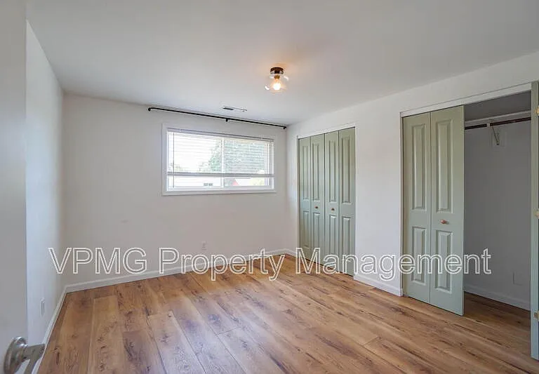 1708 NW 104th St — Photo 23