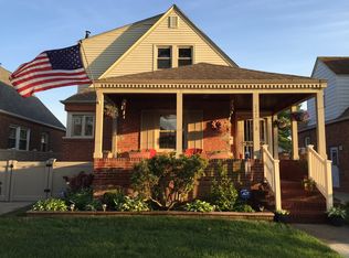 22712 114th Dr, Cambria Heights, NY 11411
