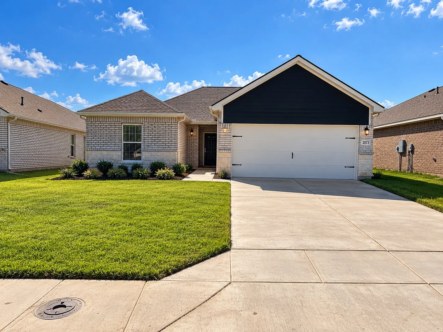 2073 Peppermint Ln — Photo 1