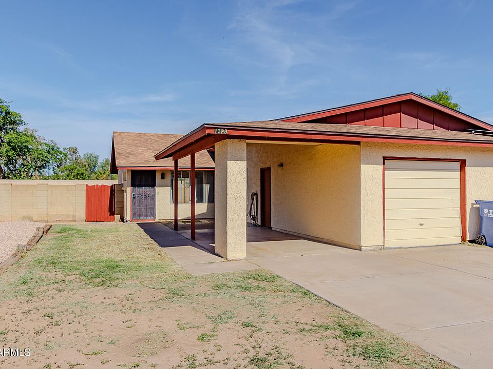1st image of 1328 E PALMDALE Drive