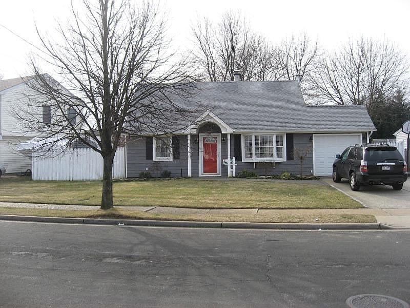 1st image of 23 Seaton St
