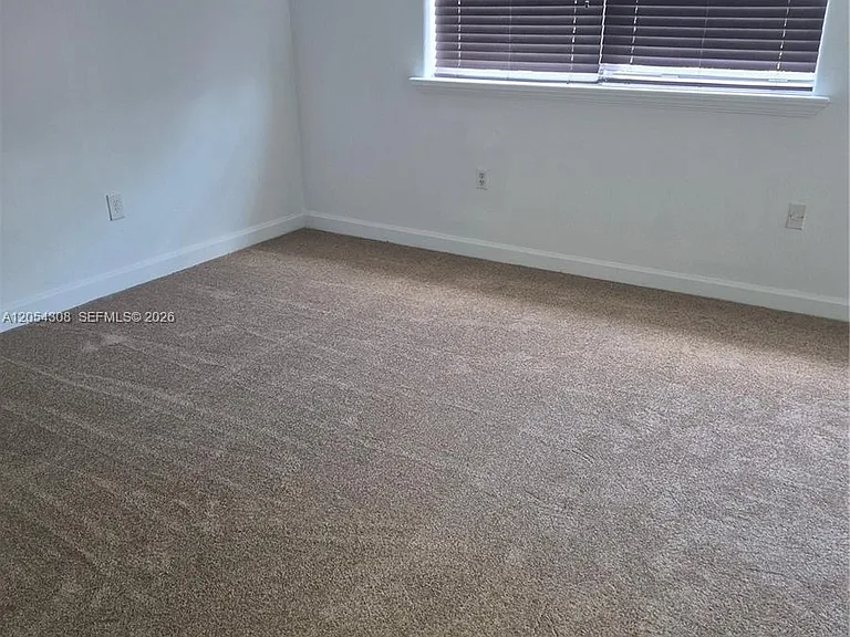 11272 NW 54th Ter #11272 — Photo 4
