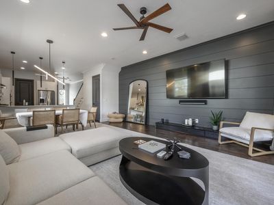 201 S Fremont Ave APT 1, Tampa, FL, 33606