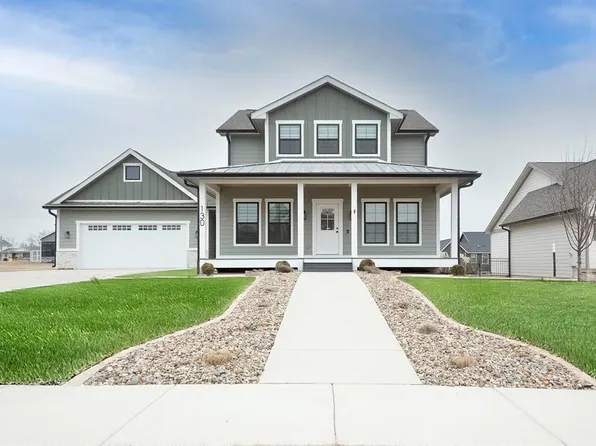 130 N 36th St, Cumming, IA 50061