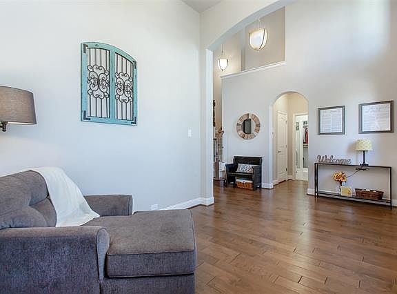 4th image of 5212 Colvin Ct