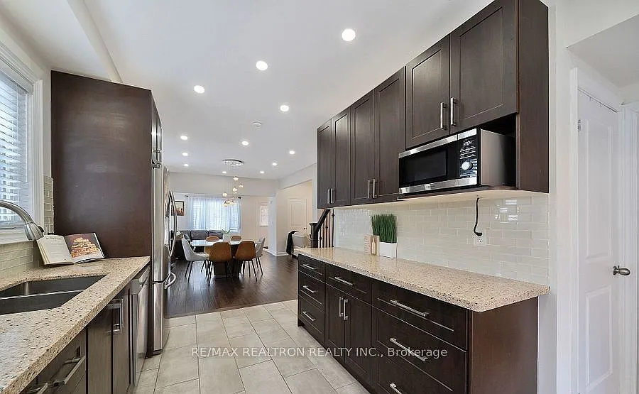 4 bed, $3,499 — Photo 4