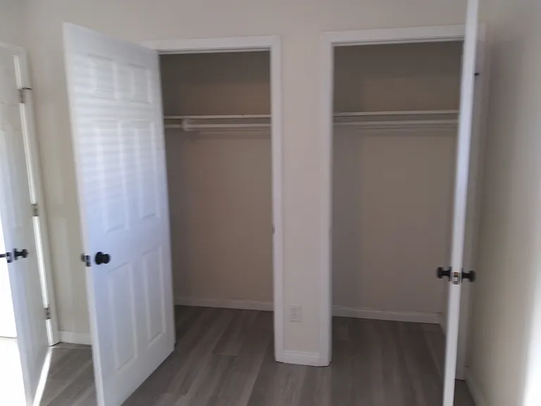 Closet space - BR 1