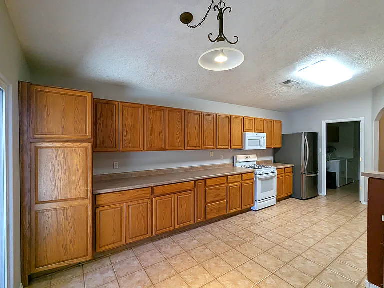4653 Bismark Hills Way NE — Photo 6