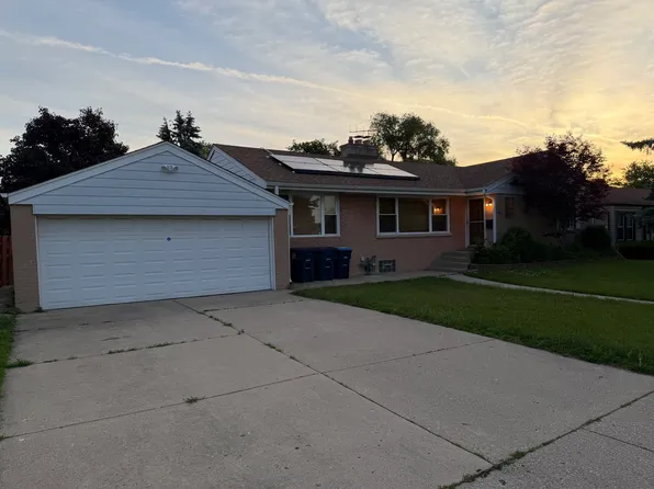 840 E Thacker St, Des Plaines, IL 60016