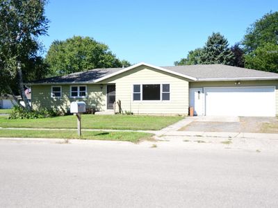 315 North Perry Parkway, Oregon, WI, 53575