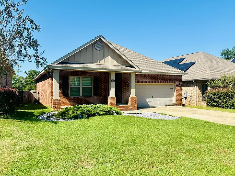 3571 Whitetail Ln