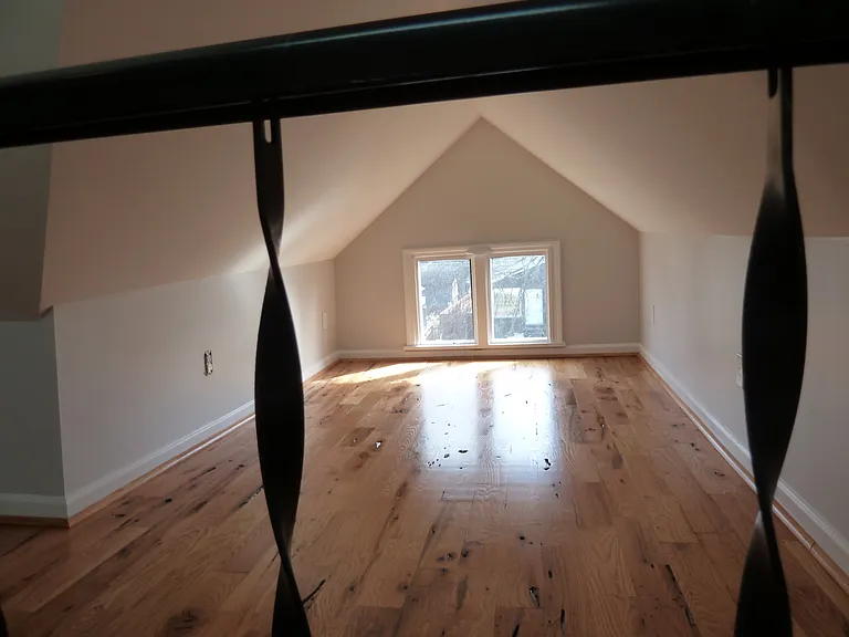 Upstairs Loft bedroom/office