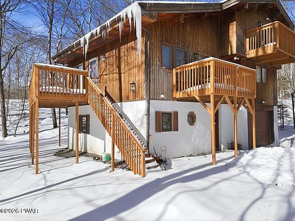 2nd image of 404 Canoebrook Dr