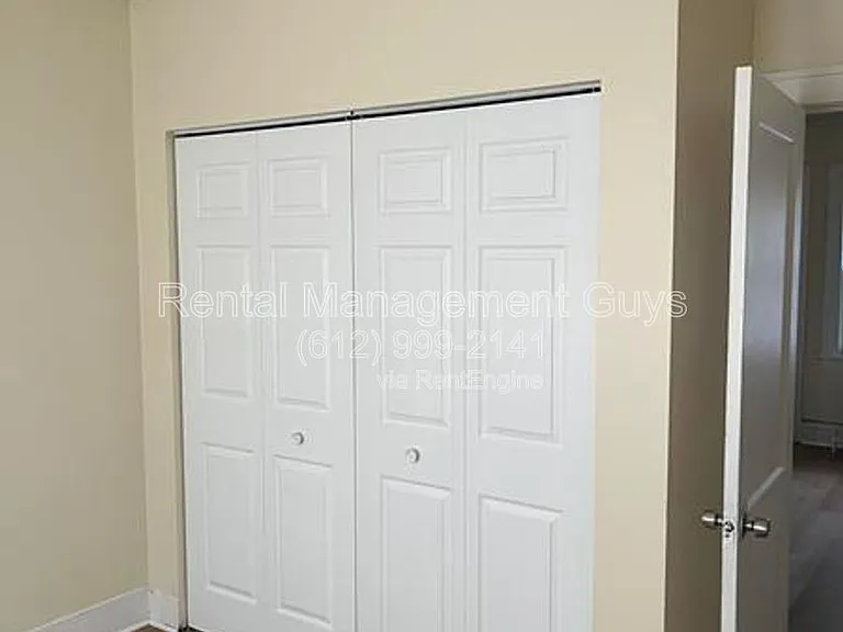 1649 Russell Ave N #2 — Photo 13