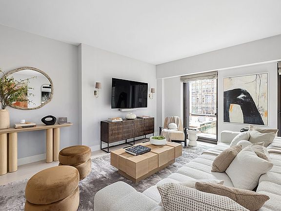 2nd image of 55 W 17th St APT 504
