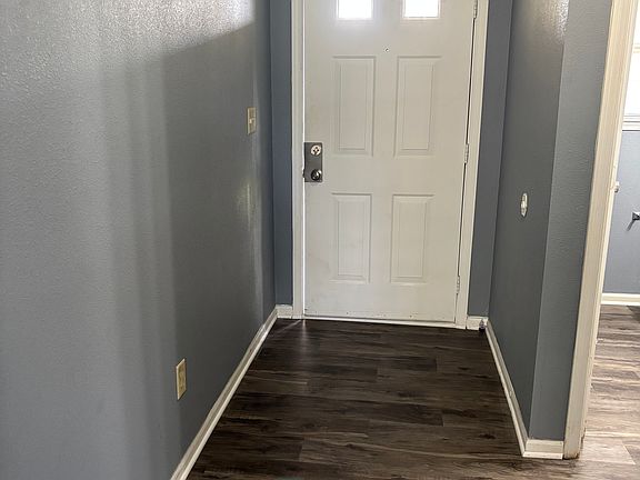 3rd image of 311 Polaris Dr