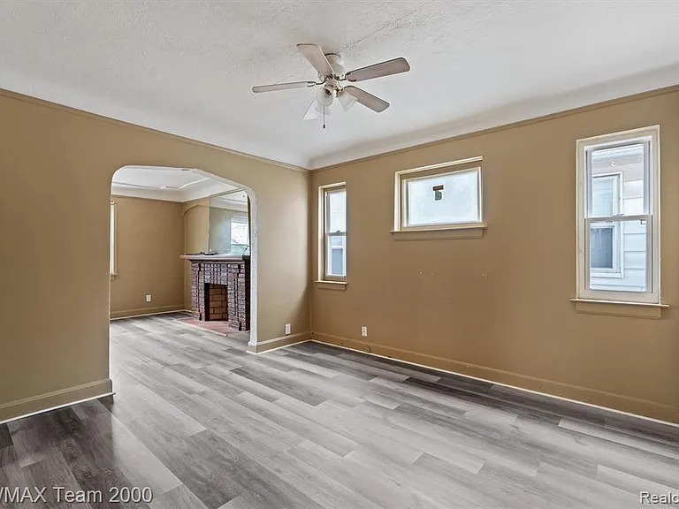 7444 Kendal St — Photo 21