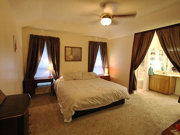 5th image of 421 Owens Dr