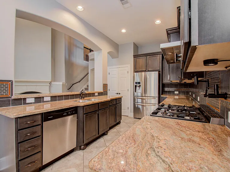 3529 Firenze Dr — Photo 7
