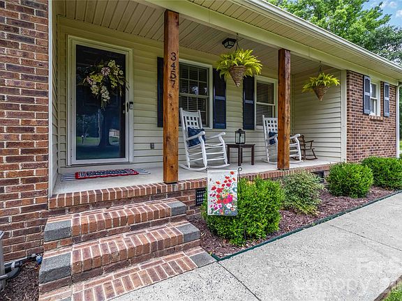 5th image of 3457 Autumn Lake Dr