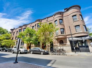 1004 W Dakin St APT 3, Chicago, IL 60613