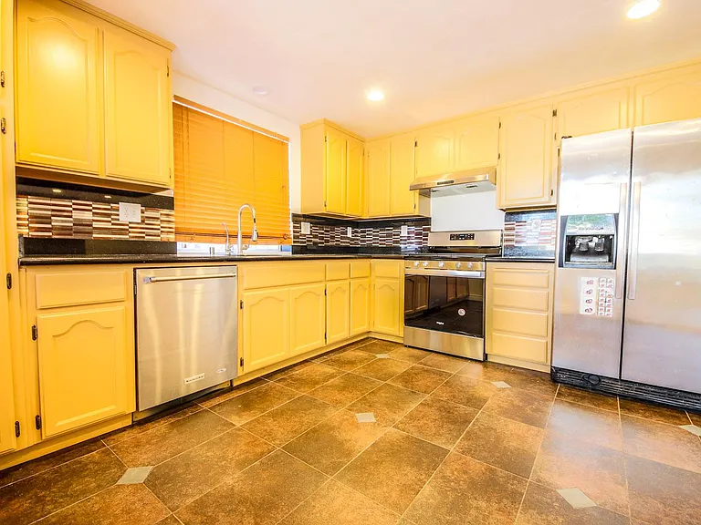 4481 Shorebird Dr — Photo 13