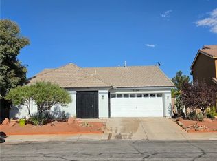 320 New Hope Dr, Henderson, NV 89014
