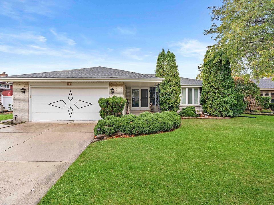 1st image of 15252 Orchid Ln