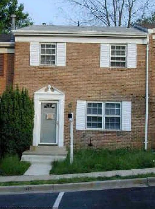 1st image of 7423 Larne Ln
