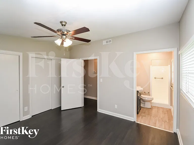 5521 Coppedge Ave — Photo 10
