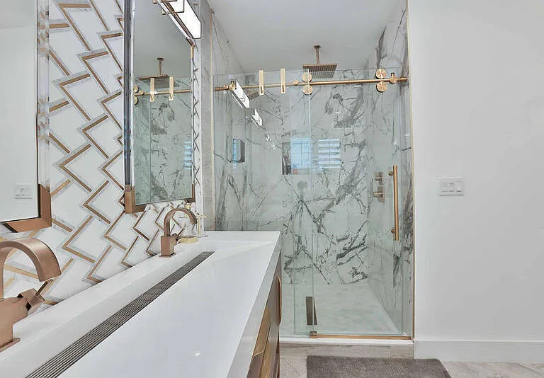 713 Forsyth St — Photo 23