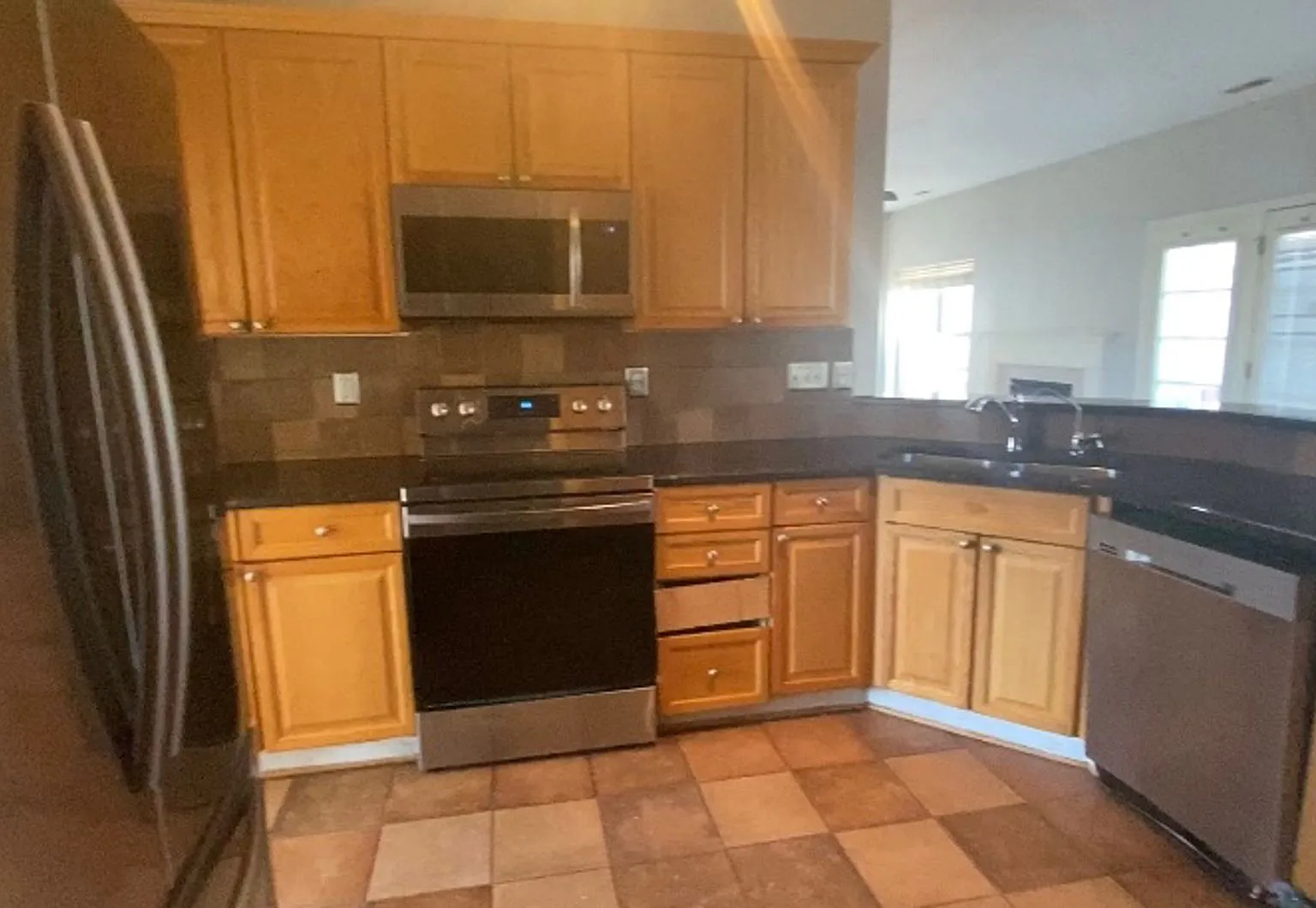 Room in 4 Bedroom Home at Hampton Pl Dr — Photo 2
