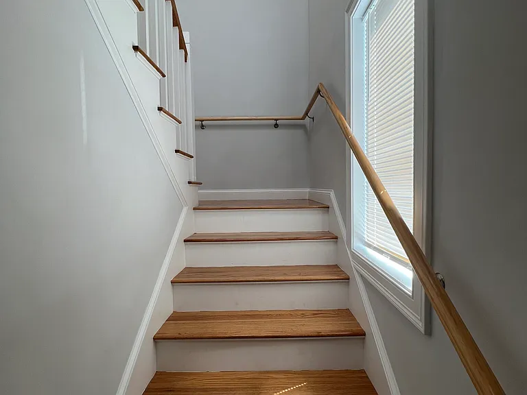 126 Cross St #5 — Photo 2