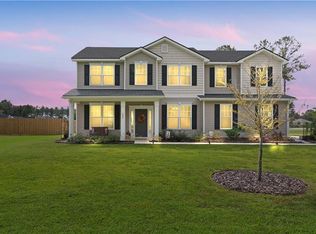 202 Bowline Ln, Kingsland, GA 31548