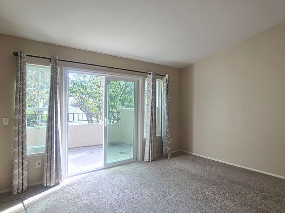 3rd image of 11088 Portobelo Dr