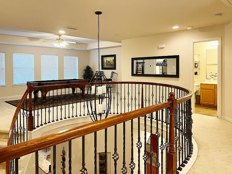 1110 Rushmore Dr — Photo 46