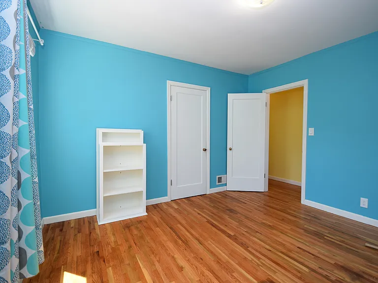 Bedroom 2 - Downstairs
