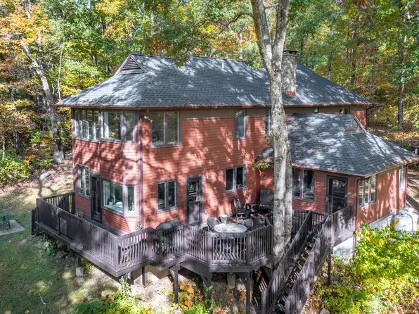 45 Stone Fences Lane, Kent, CT 06785