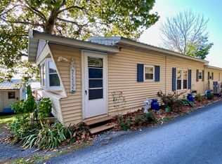 1469 Honoco Rd, Aurora, NY 13026