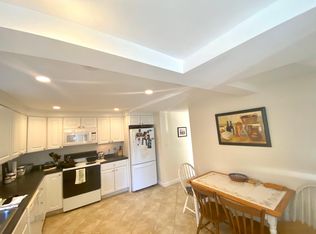 421 Purgatory Rd #2, Middletown, RI 02842