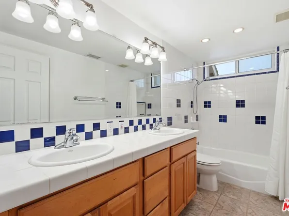 1983 Oracle Ct, Newbury Park, CA 91320