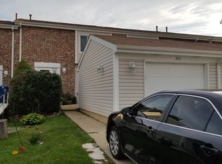 351 E Roland Dr, Glendale Heights, IL 60139