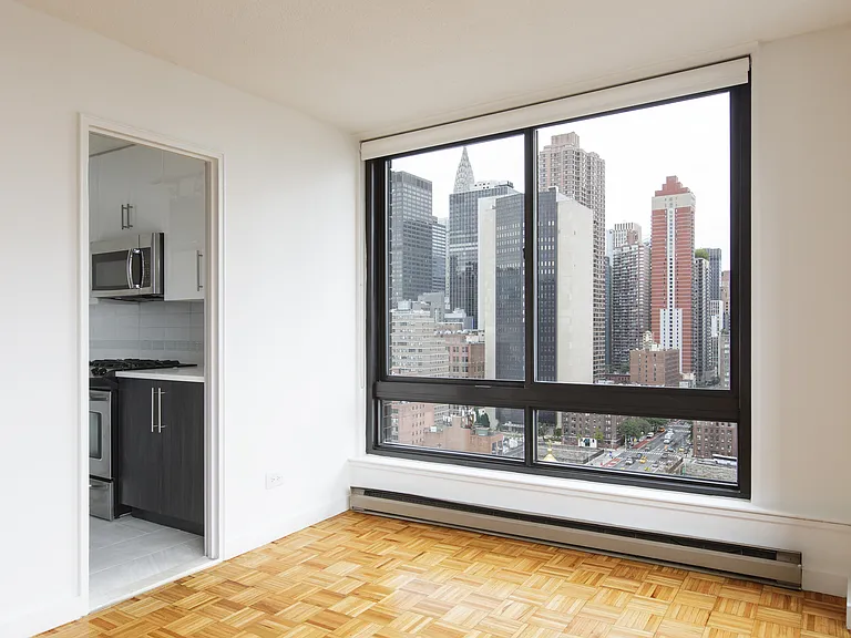 300 E 34th St #27K — Photo 23