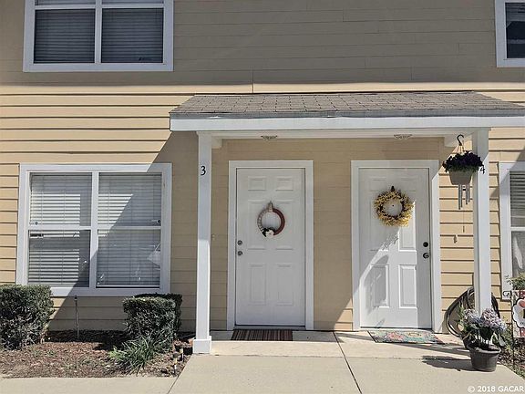 2nd image of 2636 SW 35th Pl Unit 3
