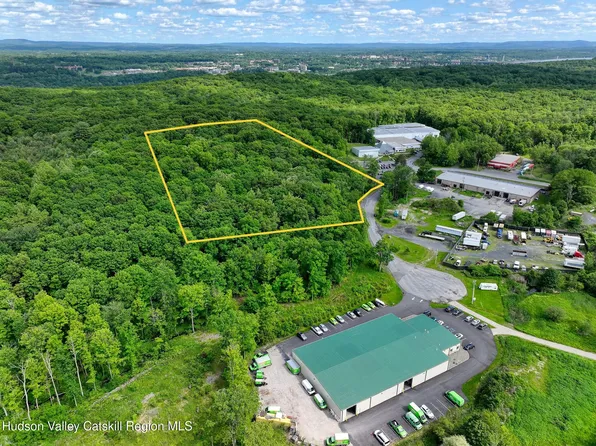 9 Lumen Lane, Highland, NY 12528