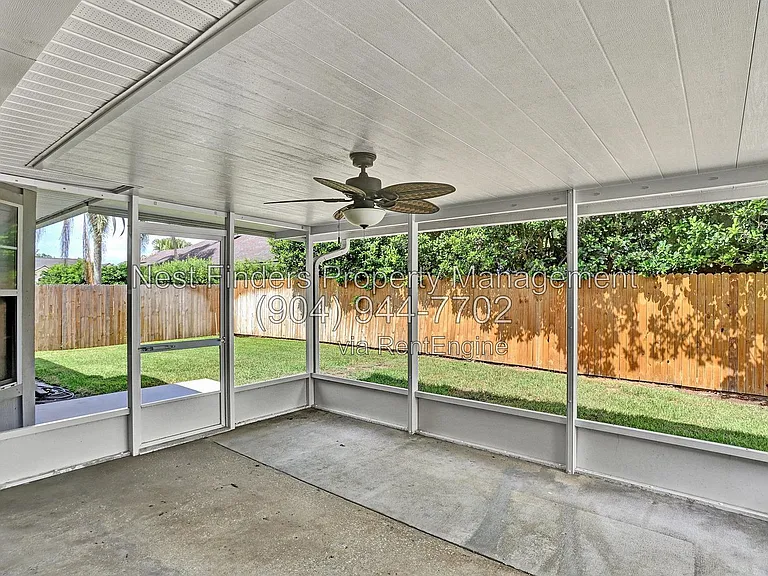 1819 Branch Vine Dr W — Photo 18